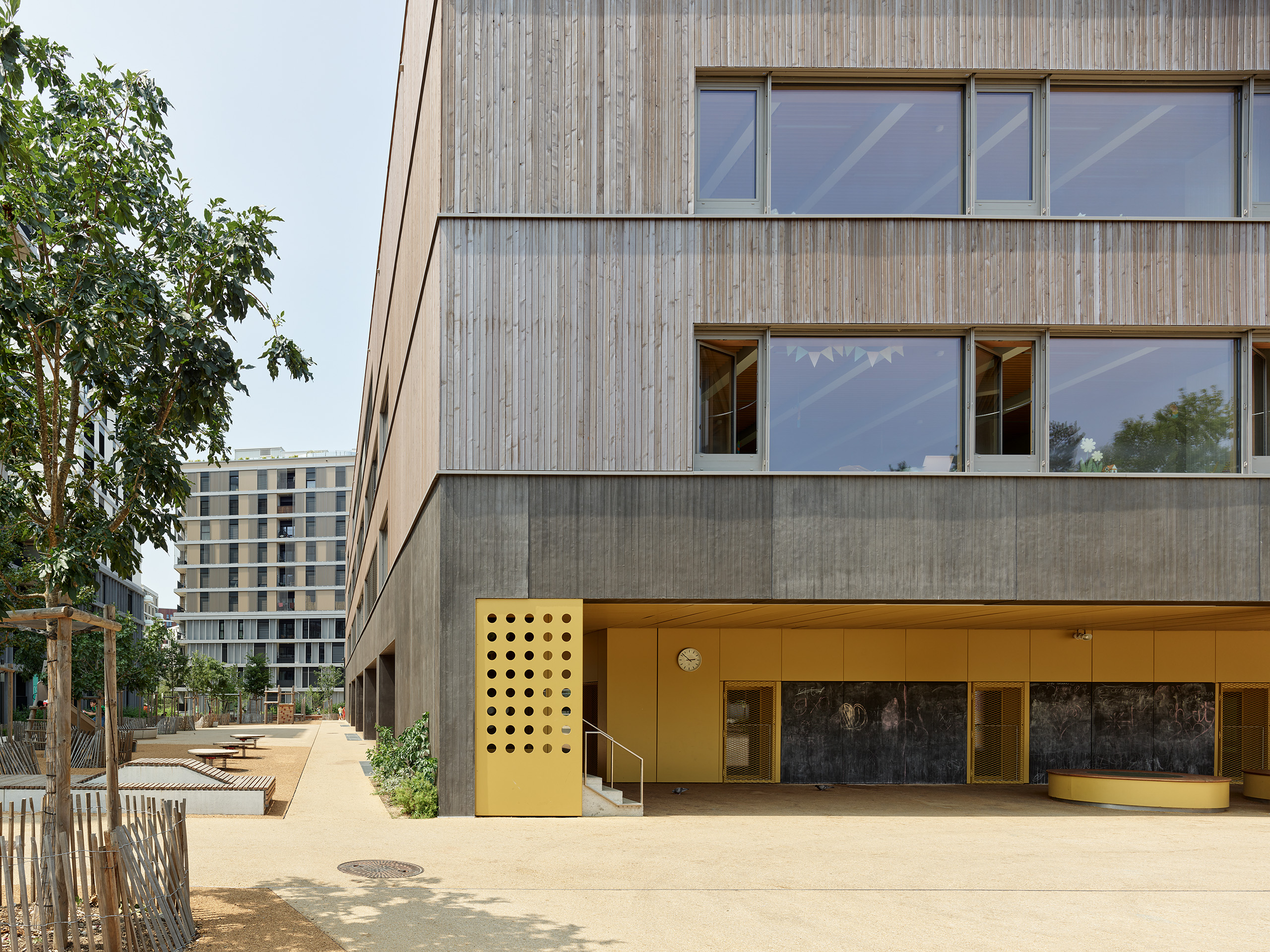 Ahp0090 AIQ4 017992 J2560